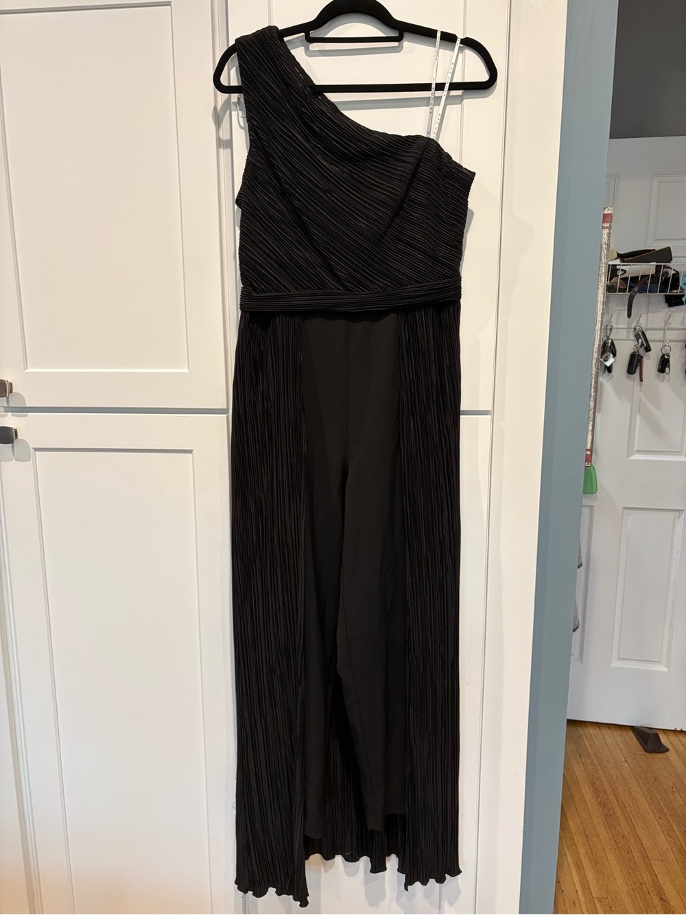Kay Unger One-Shoulder Black Pleated Jumpsuit Gown
